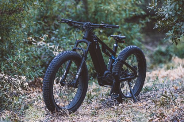 Top 5 vtt électriques incontournables pour vos aventures en 2025